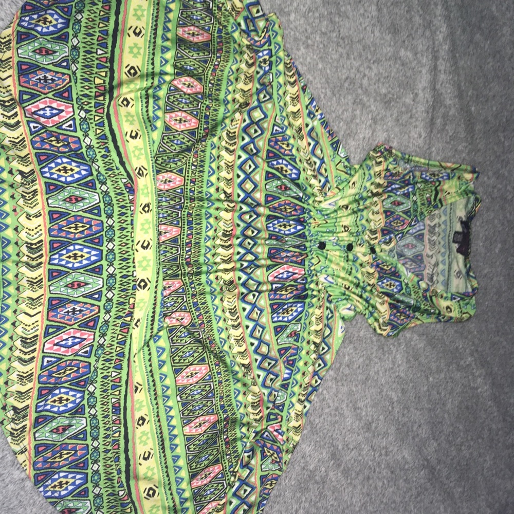 Dress - Picture 2 of 2